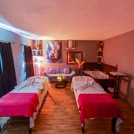 Fora Otel 4*