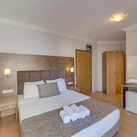 Hotel Fora 4*